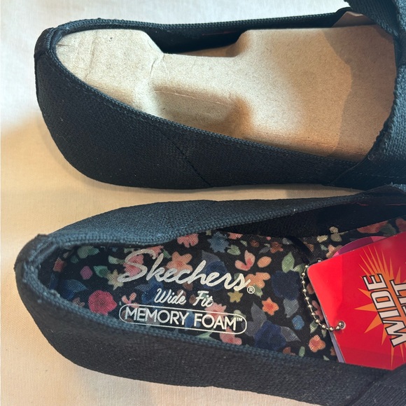 NEW Skechers Black Bow Flats • Memory Foam Comfort Shoes - Picture 5 of 5